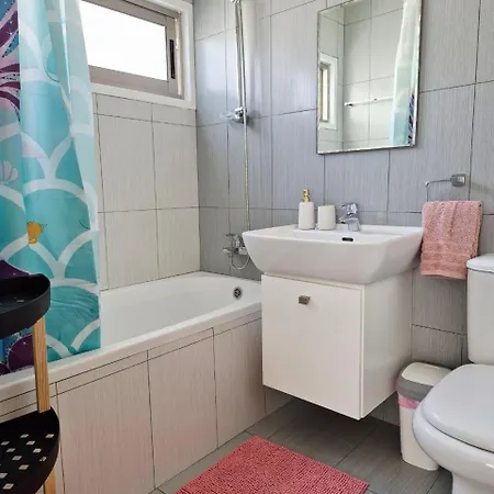 Apartment Bright With A Sea-view On The First Line *